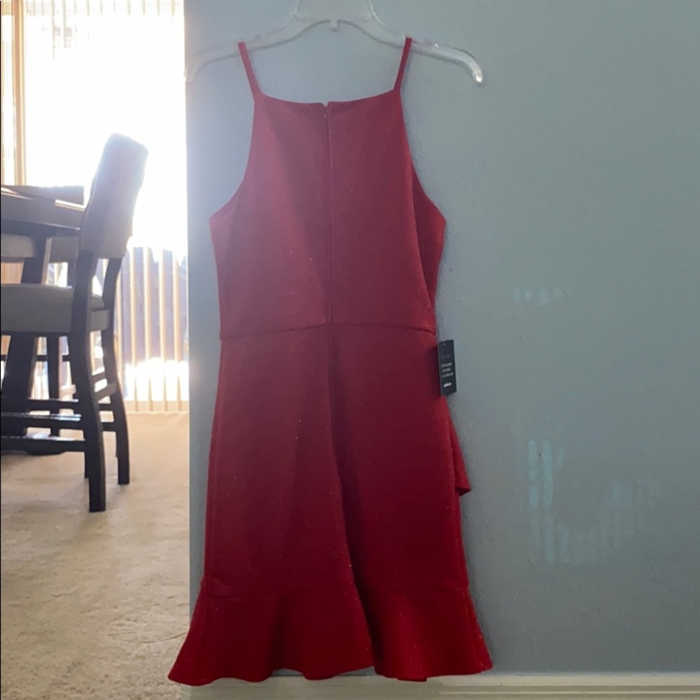 Beautiful Red Dress - Picture 2 of 4